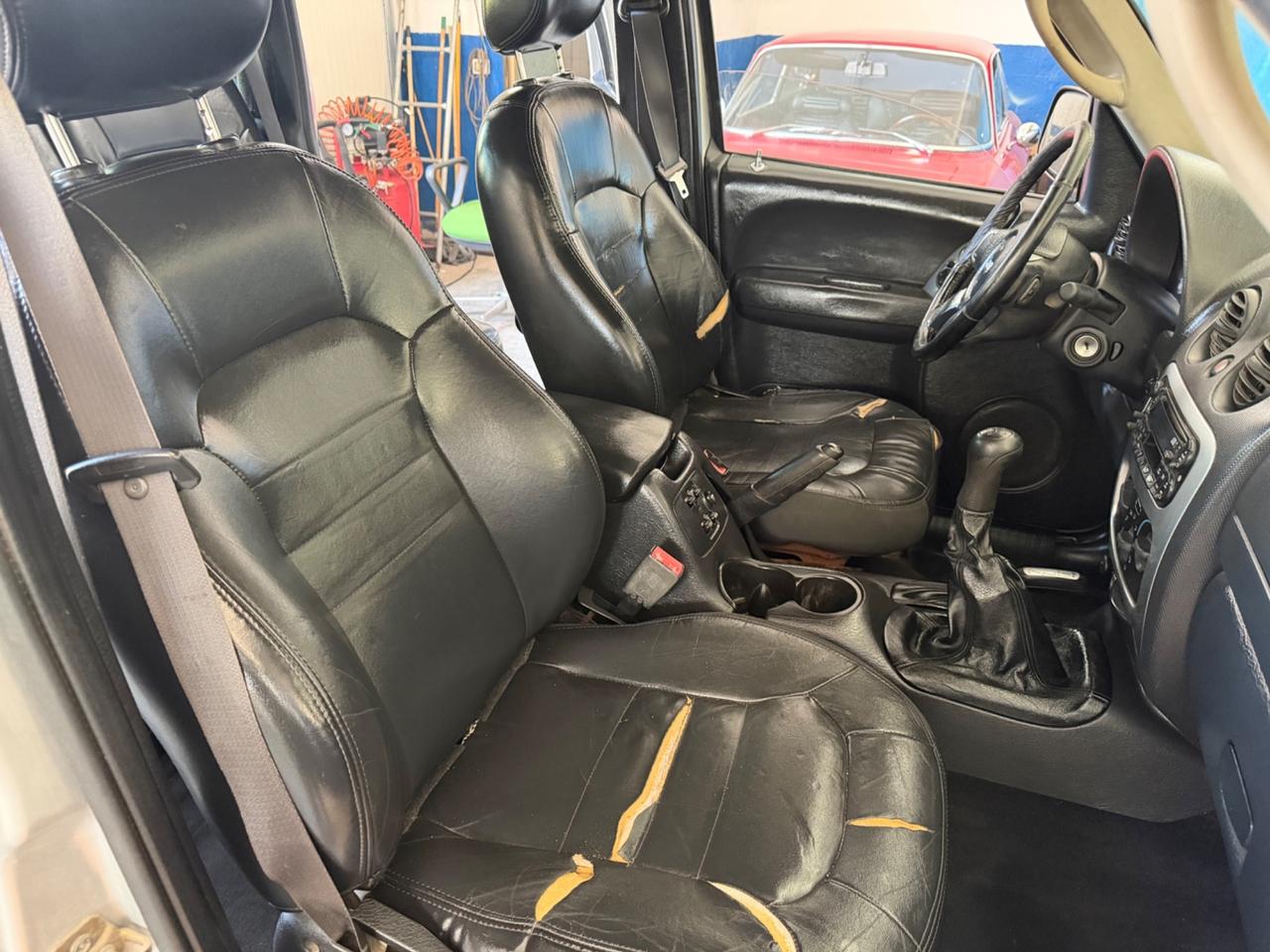 Jeep Cherokee 2.5 CRD Limited 4x4 gancio traino
