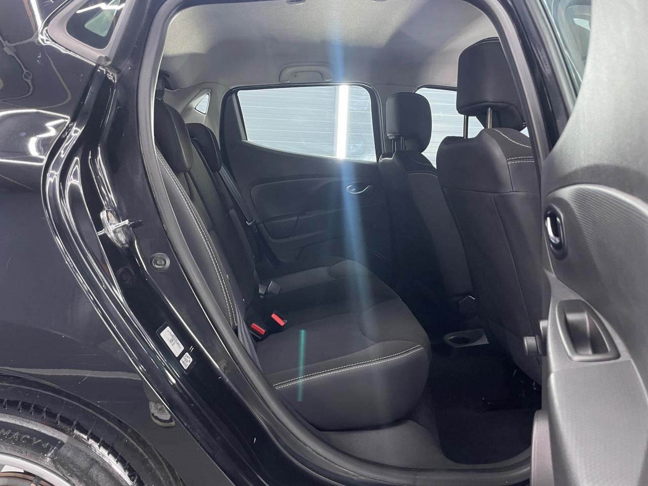 Renault Clio 1.2 75CV 5 porte Life