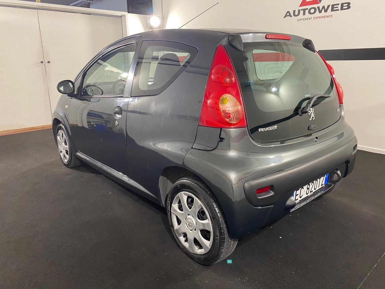 Peugeot 107 1.0 68CV 3p. Plaisir