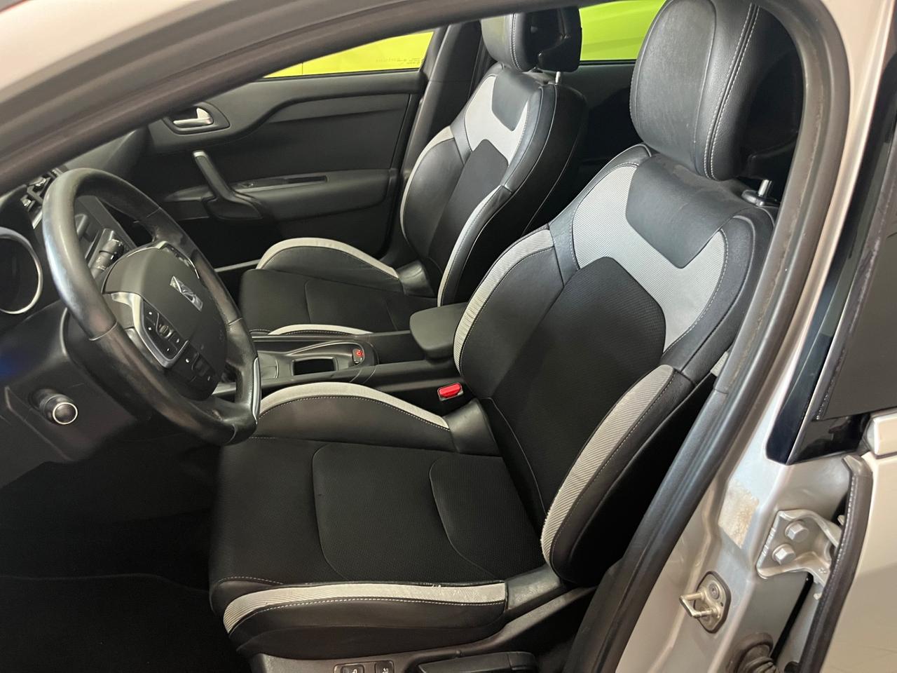 Citroe ds4 4 1.6 e-HDi 115 airdream CMP6 Chic 2013