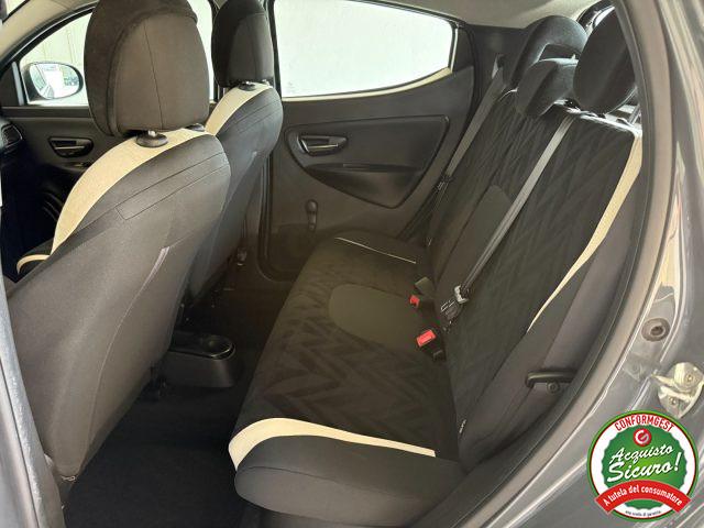 LANCIA Ypsilon 1.2 69 CV 5 porte Platinum PREZZO REALE!!!
