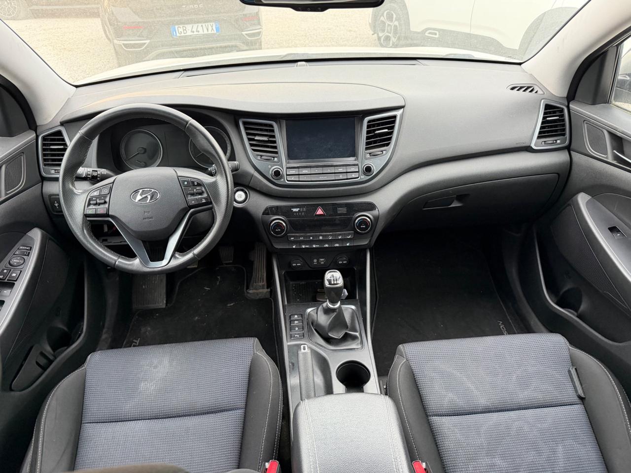 Tucson 1.7 CRDi motore ko Sound Edition Iva esposta