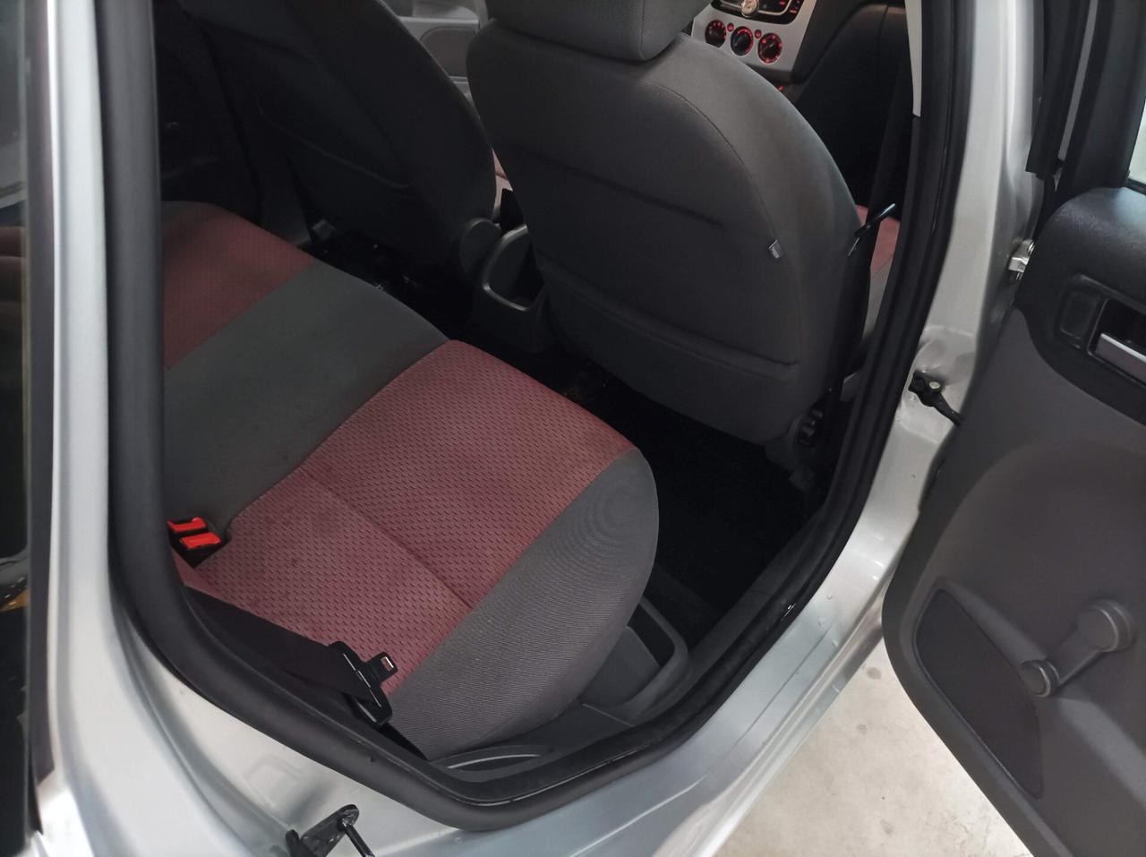 Ford Focus C-Max Focus+ 1.6 TDCi (110CV) S.W. 06/2007