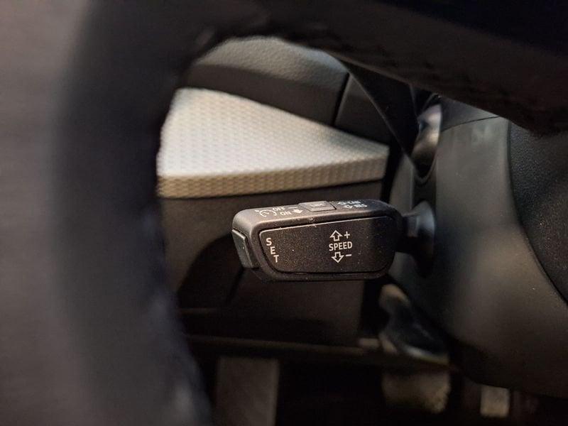 Audi Q2 1.5 35 TFSI S LINE EDITION S TRONIC