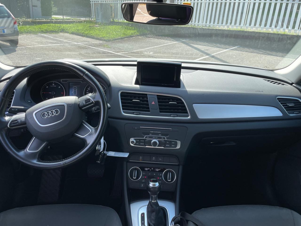 Audi Q3 2.0 TDI 150 CV S tronic Business