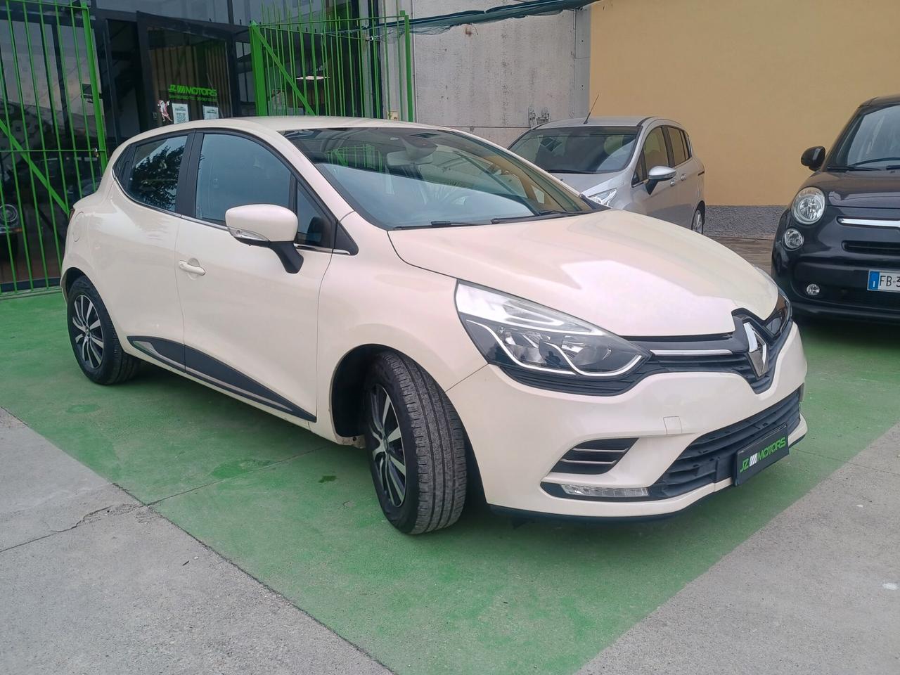 RENAULT CLIO NEOPATENTATI EURO6