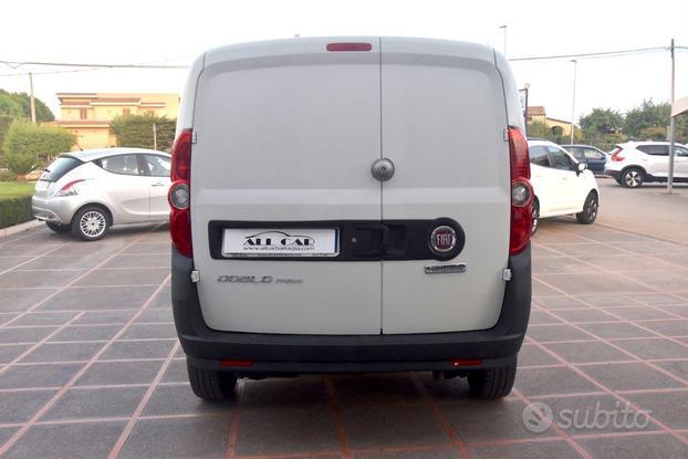 Fiat Doblo 1.6 mtj 105cv Maxi 3 posti