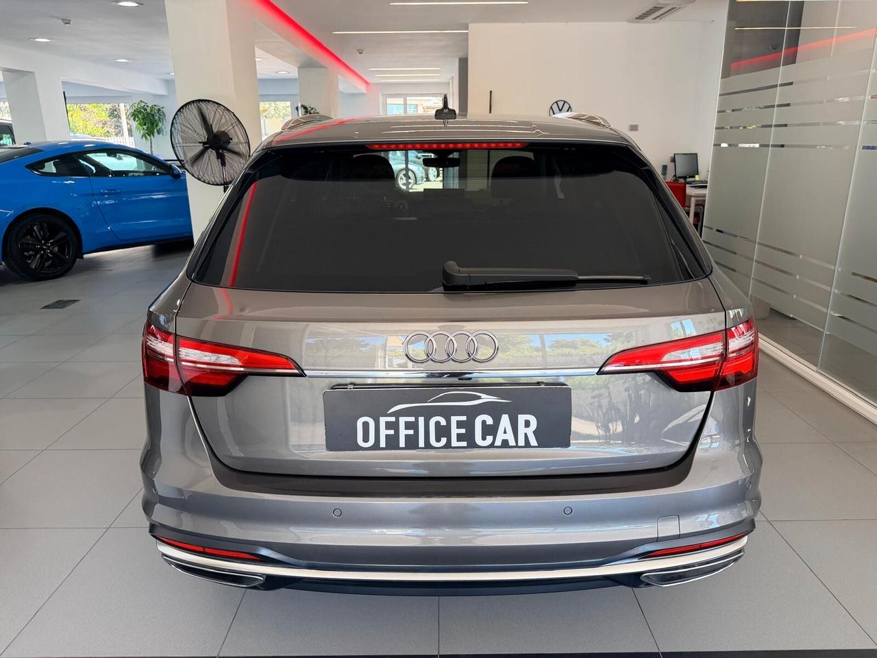 Audi A4 30 TDI/136 CV S tronic Business Advanced