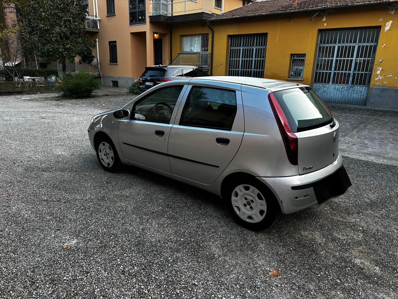 Fiat Punto 1.2 5 porte Active Natural Power