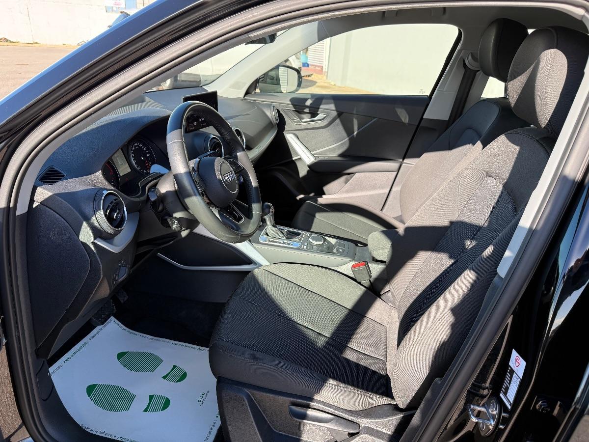 AUDI - Q2 - 30 TDI S tronic Business