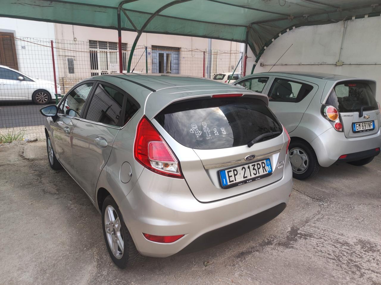 Ford Fiesta 1.5 TDCi 75CV 5 porte Titanium