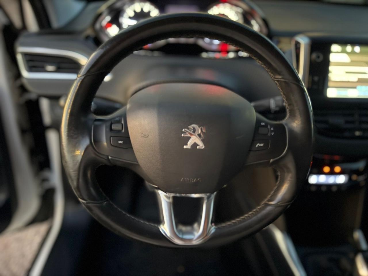 Peugeot 2008 1.2 VTi 82CV Allure NEOPATENTATI