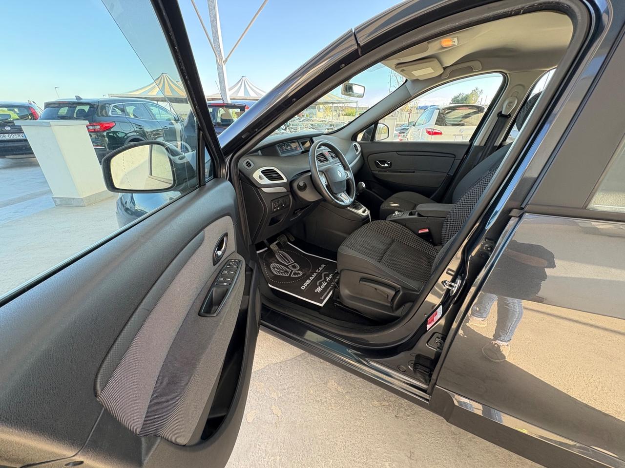 Renault Scenic Scénic X-Mod 1.5 dCi 110CV Luxe