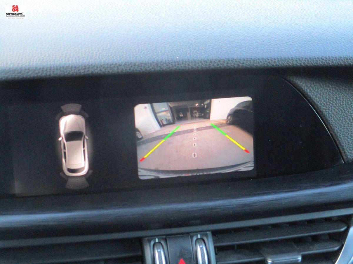 A.R.Stelvio 2.2 T.diesel 210cv AT8 Q4 Exec.-2018