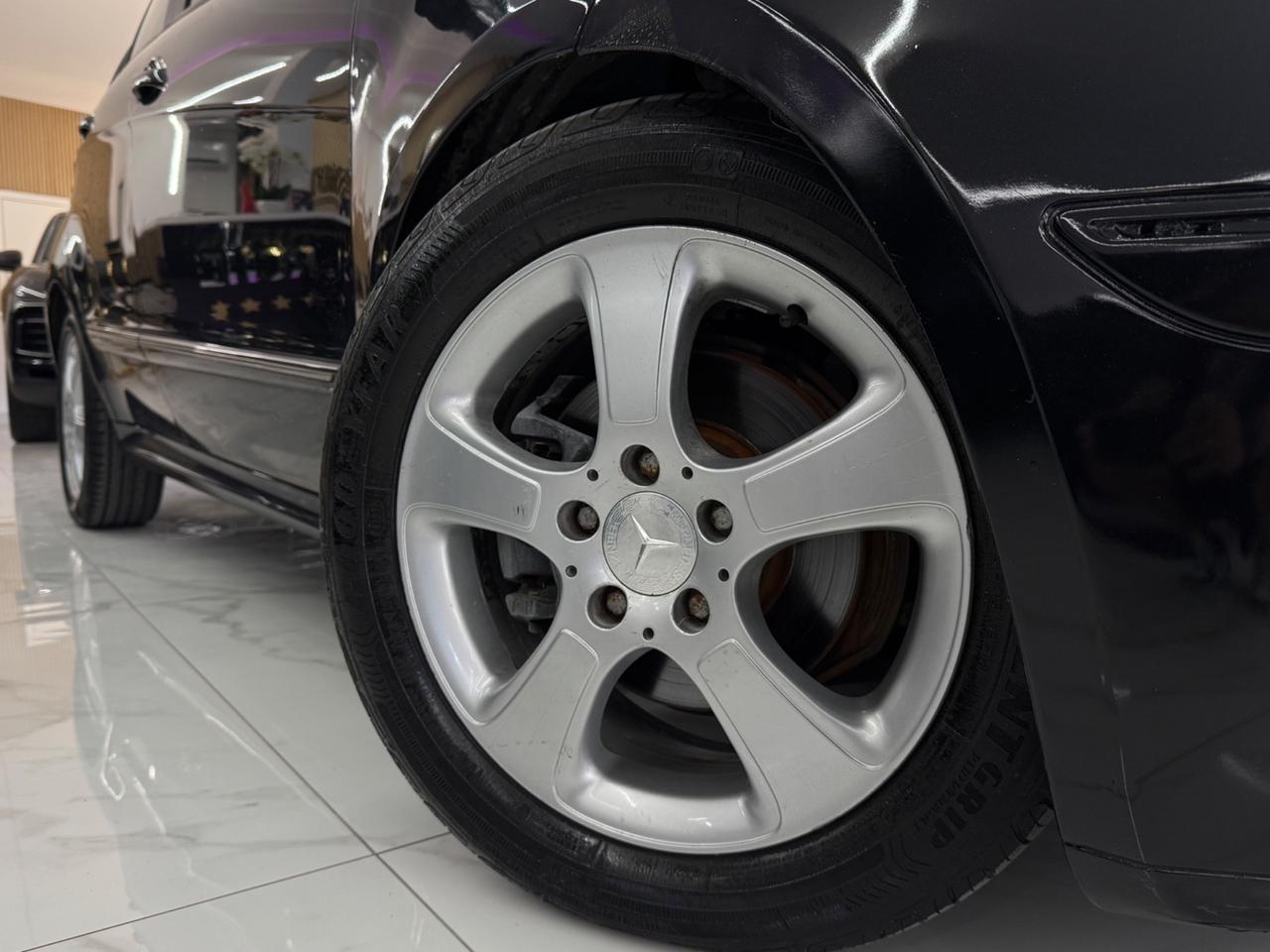 Mercedes-benz Classe A 180D AVANTGARDE Aut.