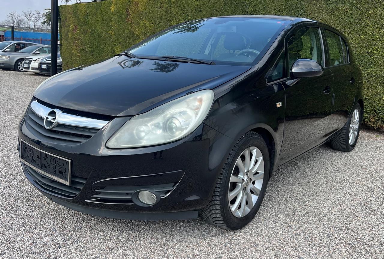 Opel Corsa 1.2 5 porte Enjoy