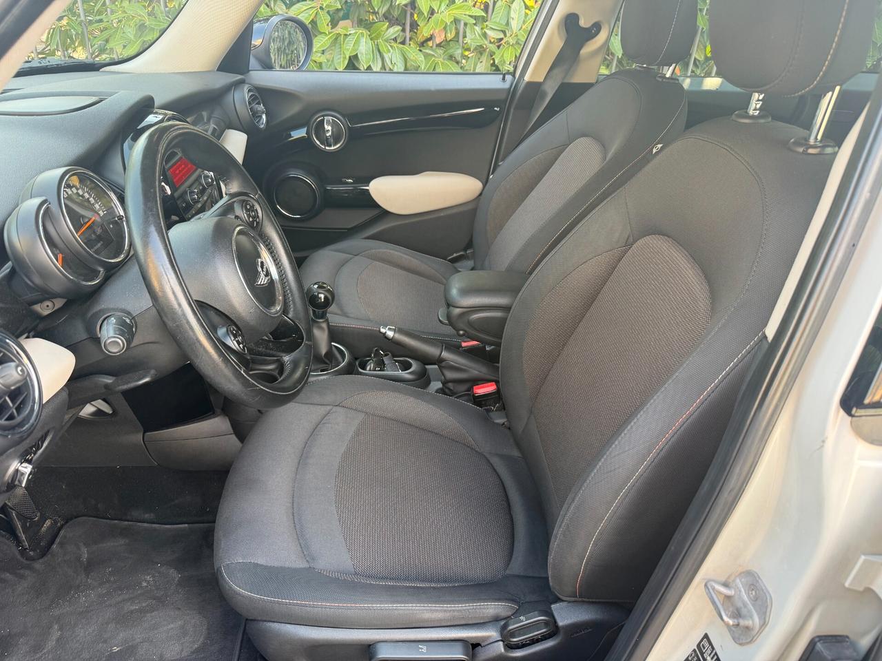 Mini 1.5 Cooper D 5 porte - 2015