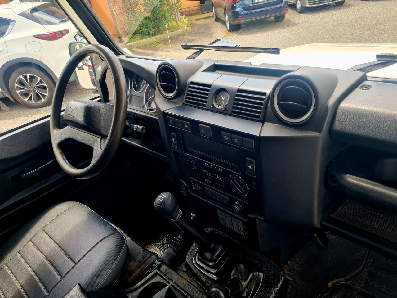 Land Rover Defender 90 2.4 TD4 SW *GANCIO TRAINO*