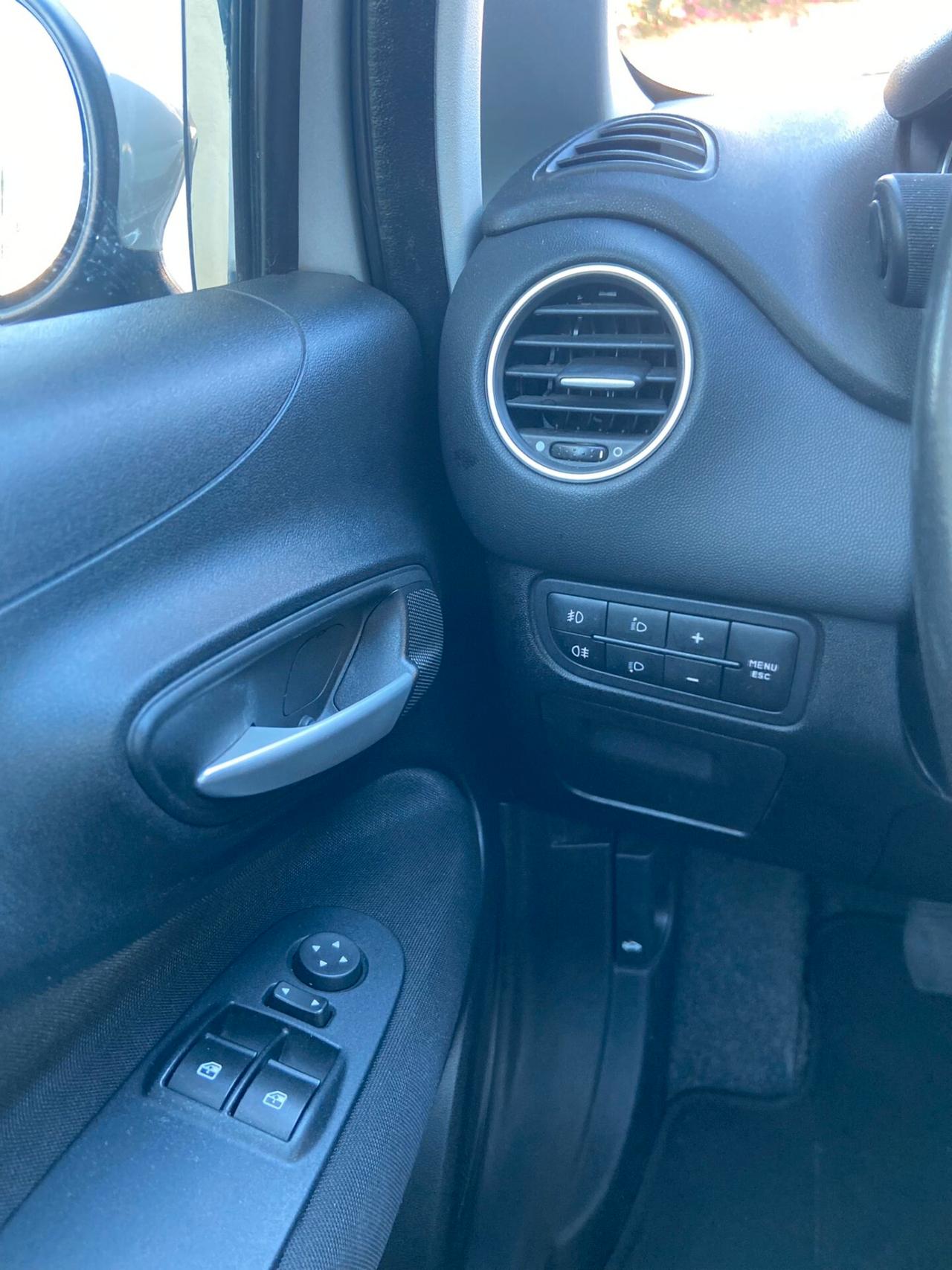 Fiat Punto 1.3 Multijet 75cv (55kw) Lounge 5p.