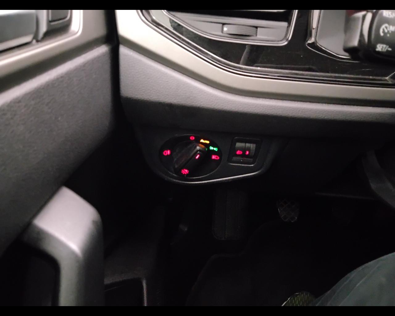 VOLKSWAGEN Polo VI 2017 - Polo 5p 1.0 evo Comfortline 80cv