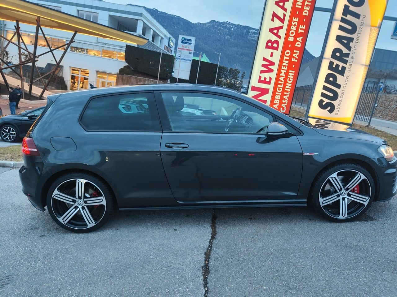 Volkswagen Golf GTI Performance 2.0 TSI DSG 3p. BlueMotion Technology