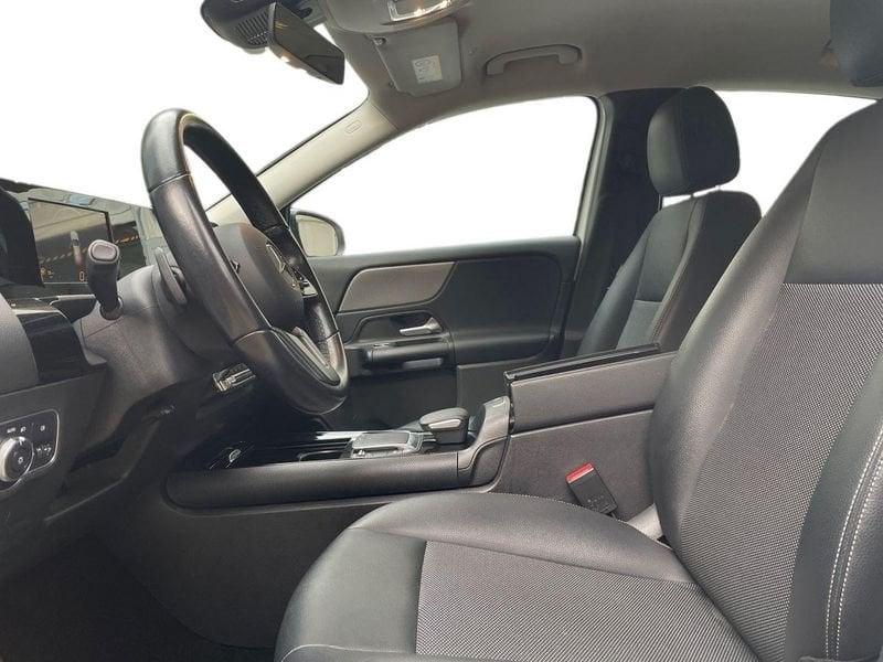 Mercedes-Benz GLA 180 d Business auto