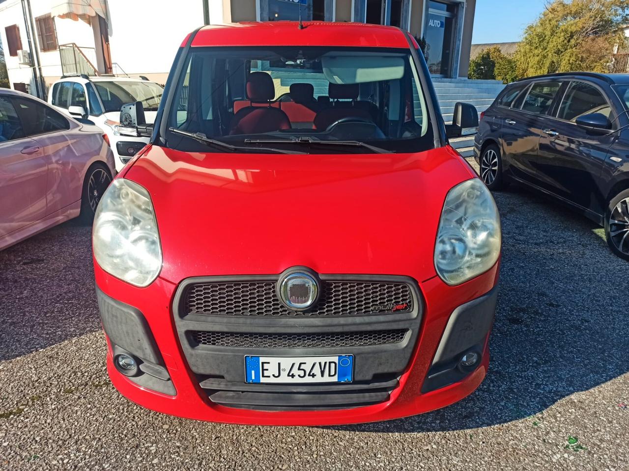 5 POSTI FINANZIABILE fiat DOBLO adatto a NEOPATENTATI permute 1600 mjet