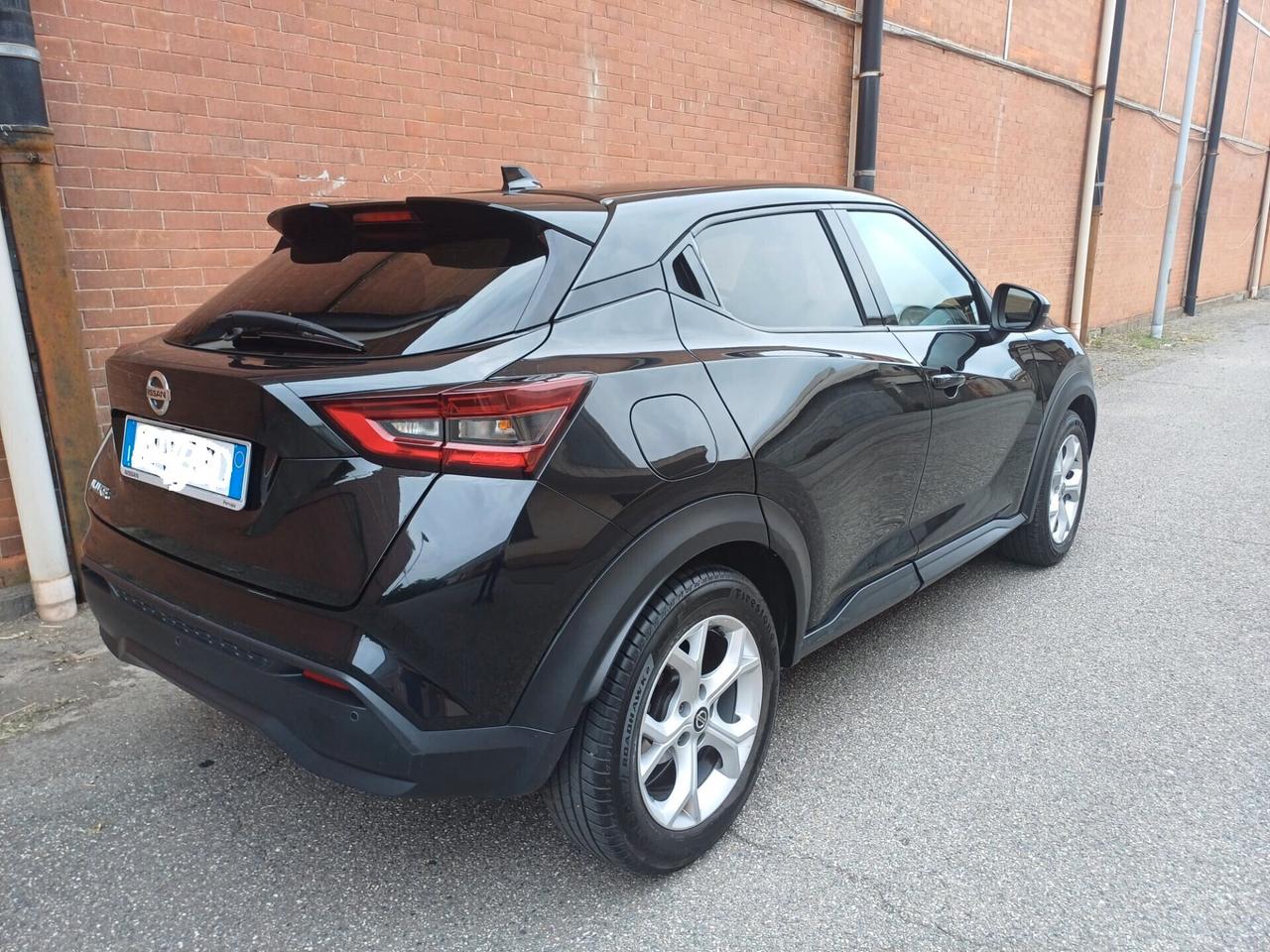 Nissan Juke 1.0 DIG-T 114 CV N-Connecta