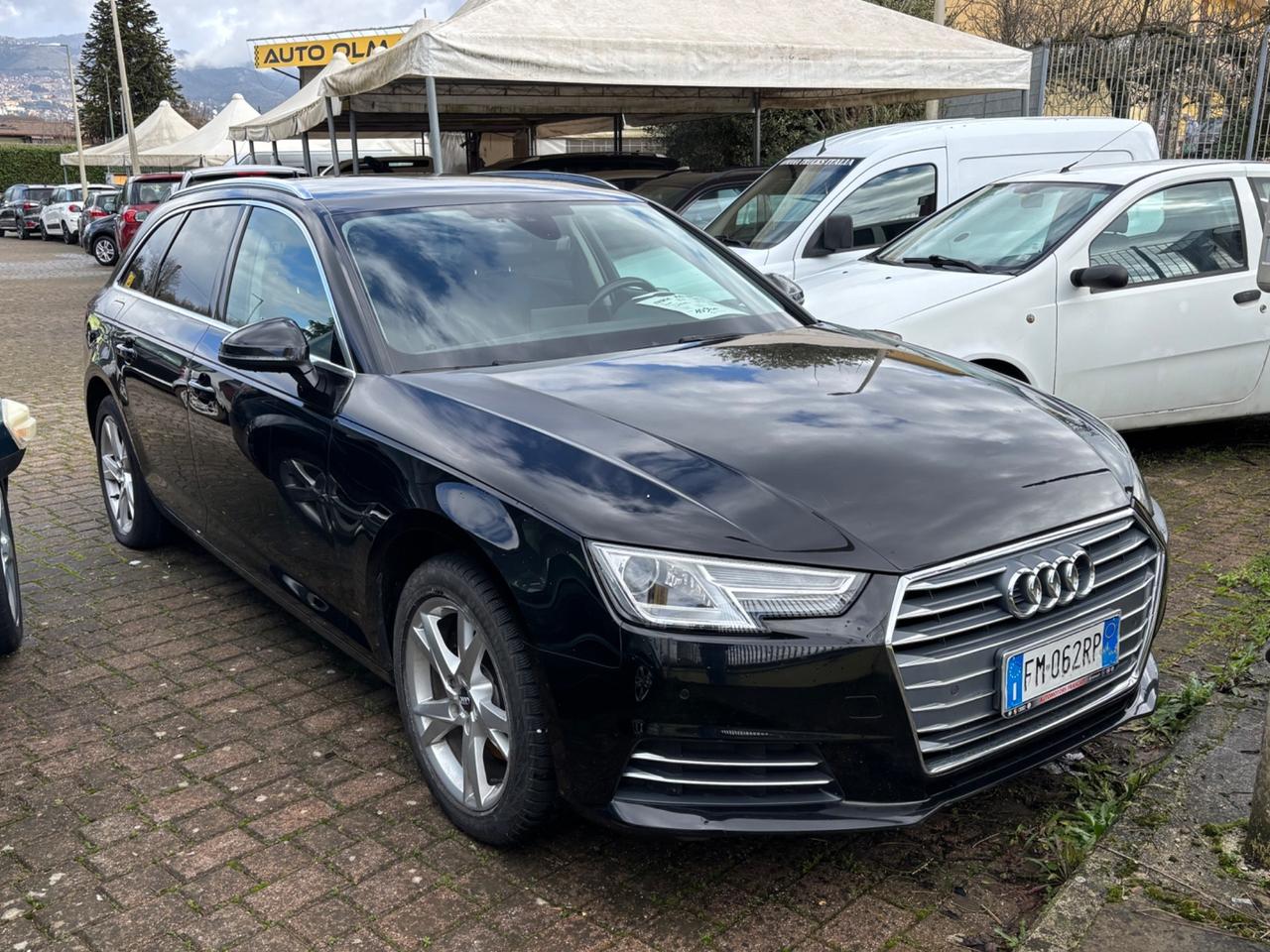 Audi A4 Avant 2.0 TDI 122 CV S tronic permute finanziamento