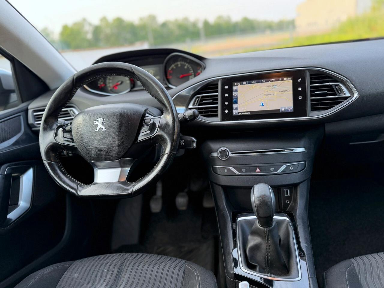 Peugeot 308 Berlina HDi 100 CV EURO 6B