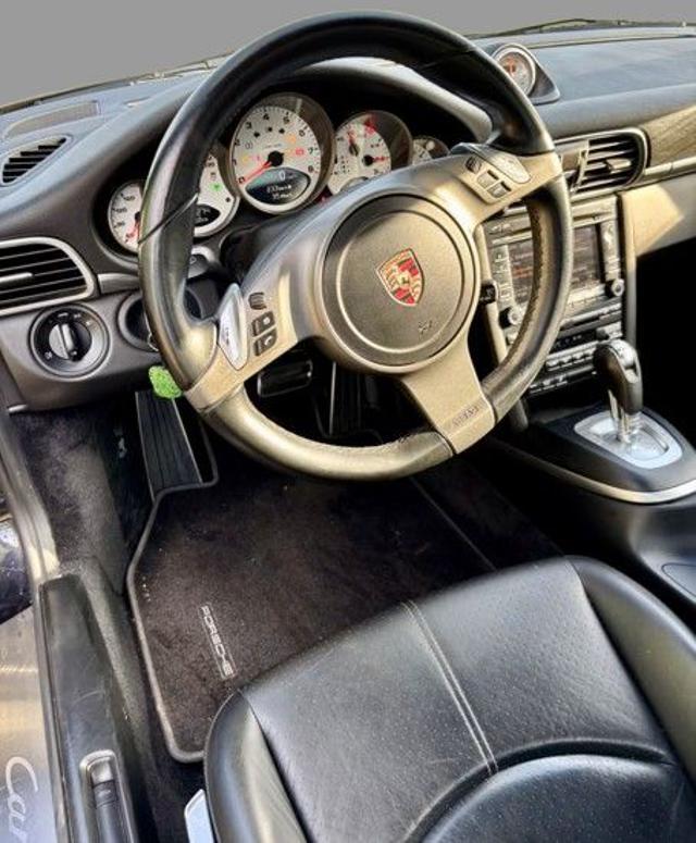 PORSCHE 997 911 Carrera S Coupé + Chrono Sport