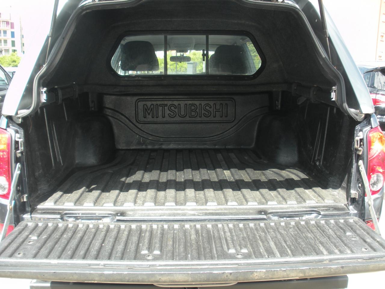 Mitsubishi L200 2.5 DI-D/136CV DC