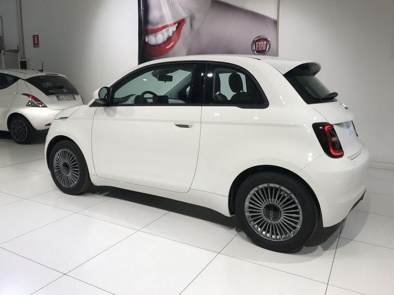 FIAT 500 Icon Berlina