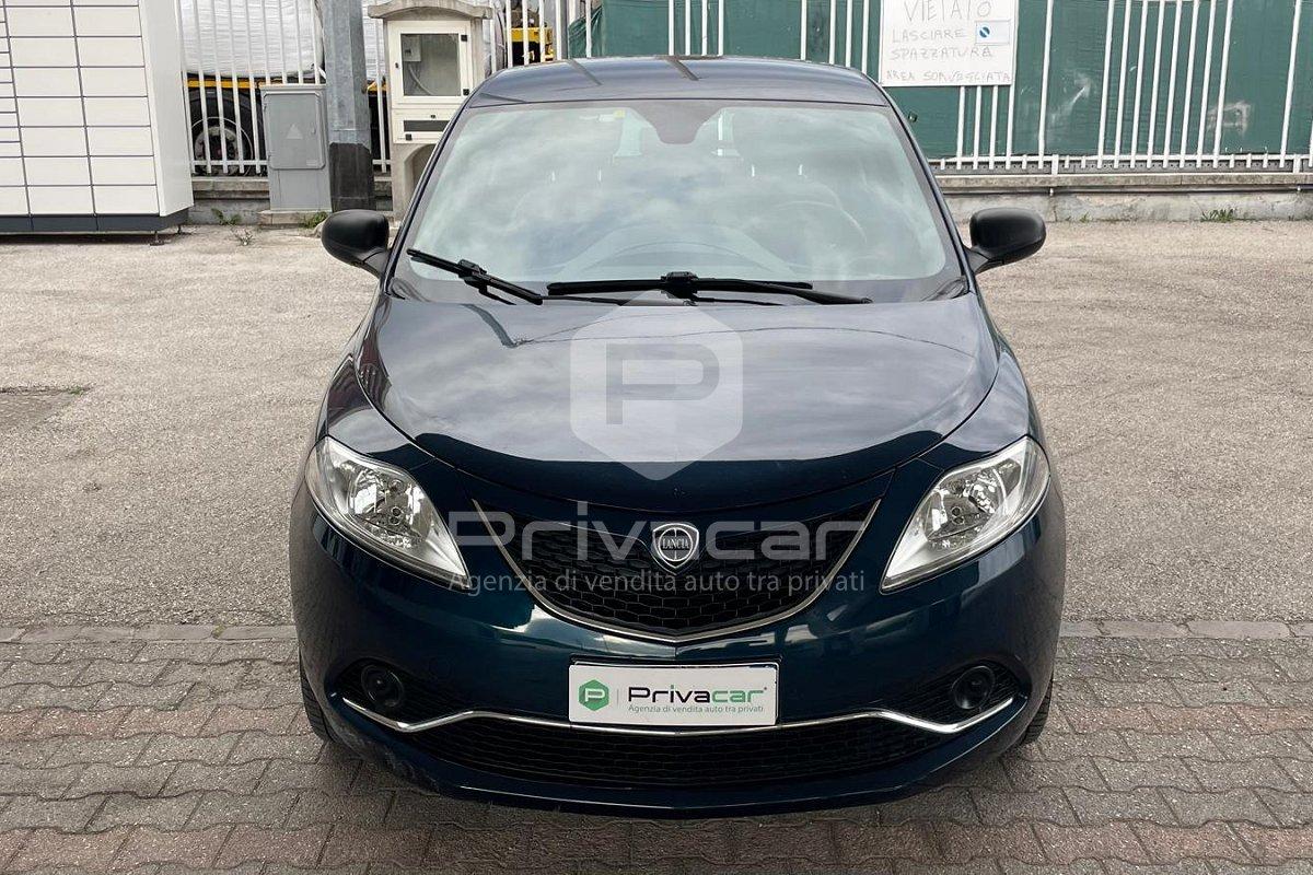 LANCIA Ypsilon 1.2 69 CV 5 porte Silver