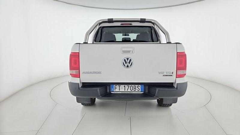 Volkswagen Amarok 3.0 V6 TDI 4MOTION BMT permanente aut. DC Comfortline