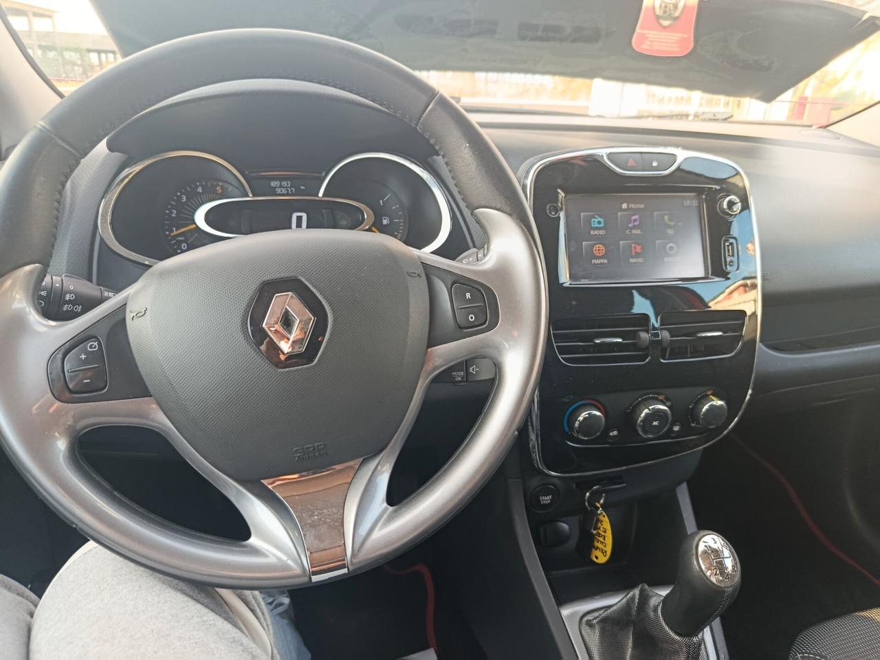 Renault Clio 1.5 dCi 90CV Costume National