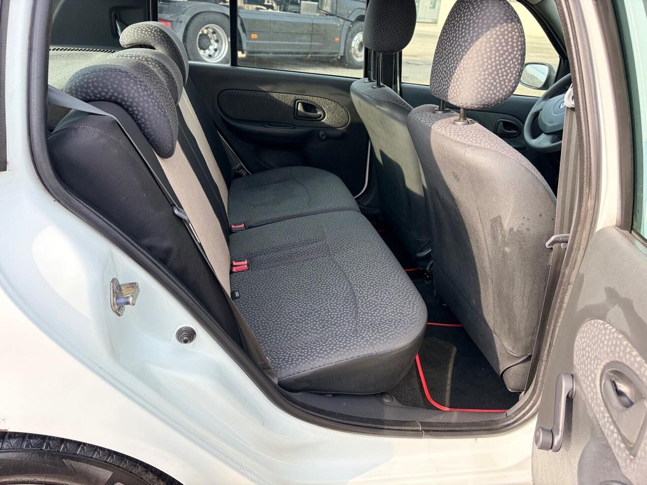 Renault Clio Storia 1.2 5 porte GPL 2008