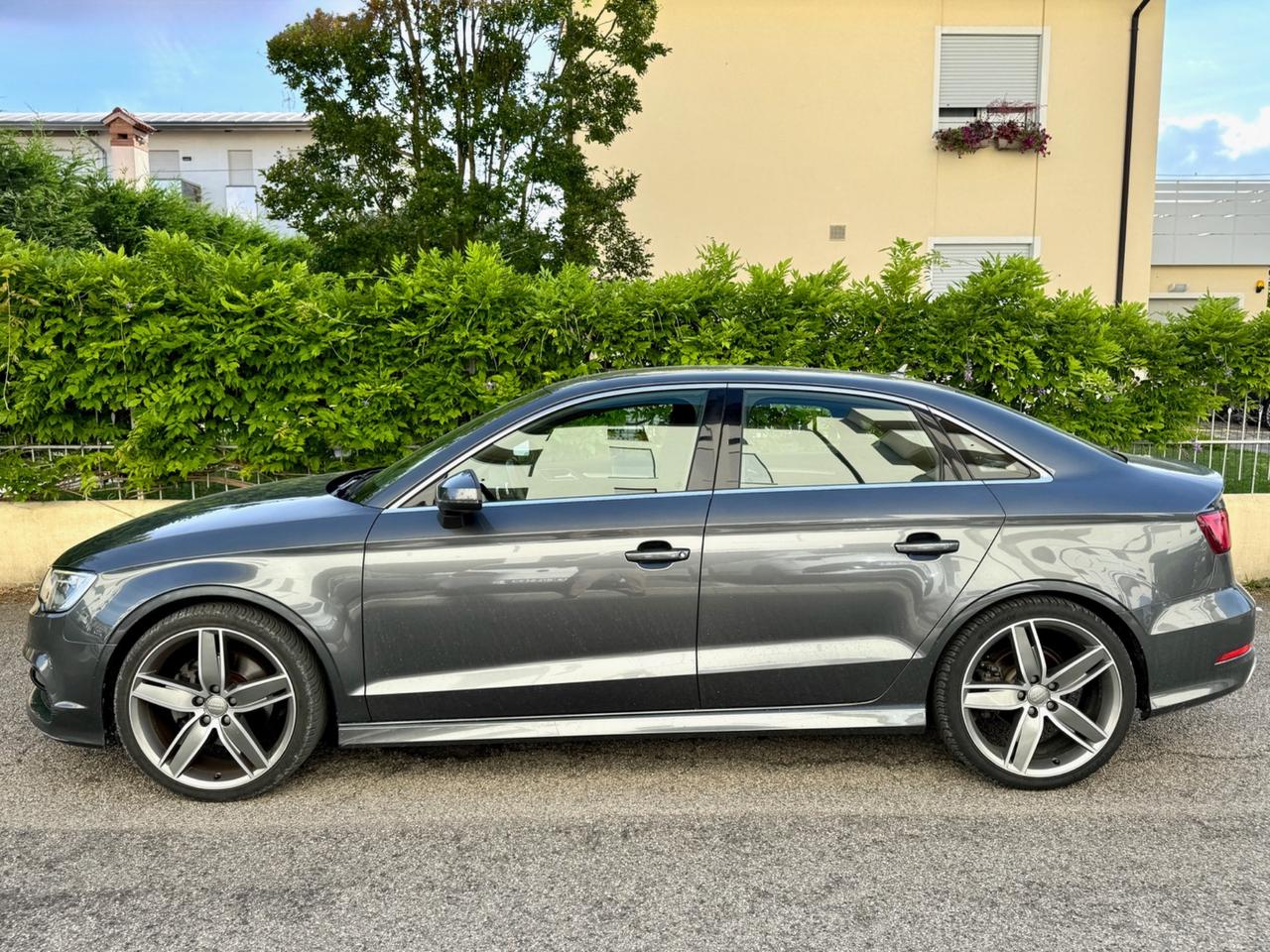 Audi A3 Sedan S-LINE 1.8 TFSI quattro S tronic Ambition UNICO PROPRIETARIO