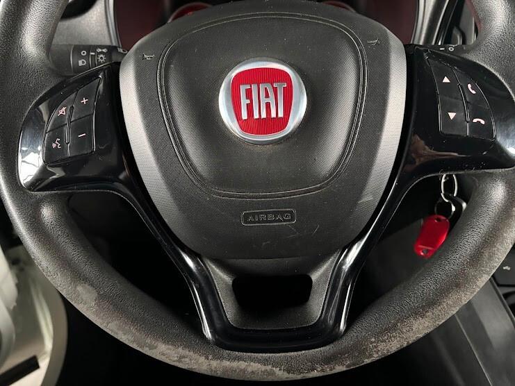 Fiat Doblò 1.4 120cv Natural Power Maxi Lounge