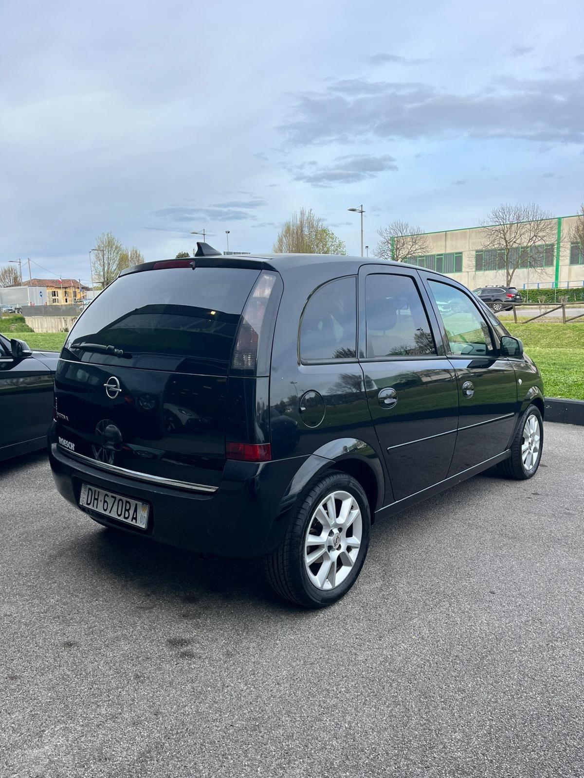 Opel Meriva 1.4 neopatentati