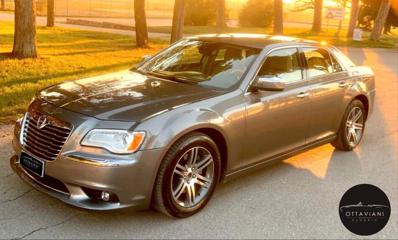 Lancia Thema Top conditions (book service)