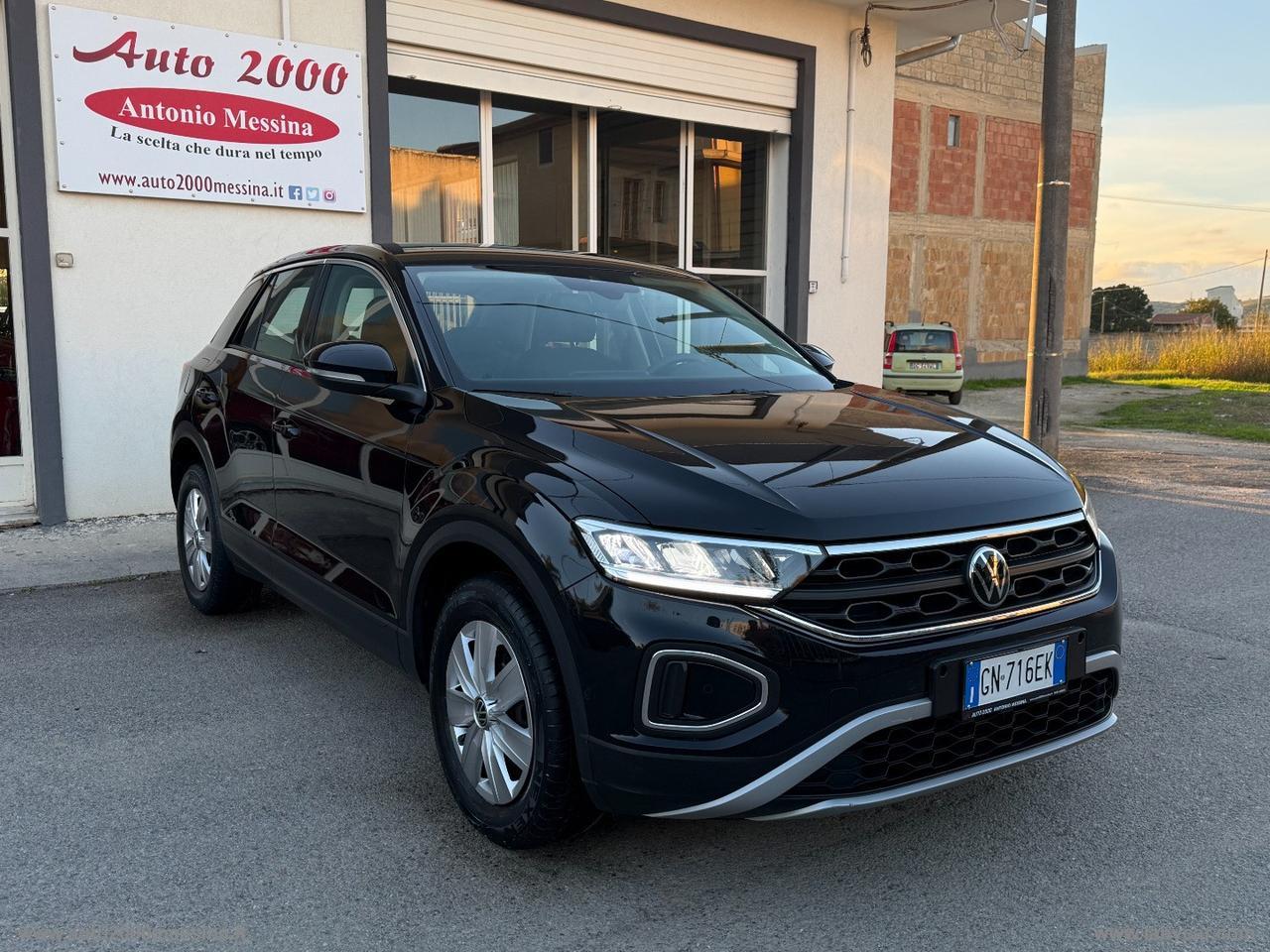 VOLKSWAGEN T-Roc 1.0 TSI Life