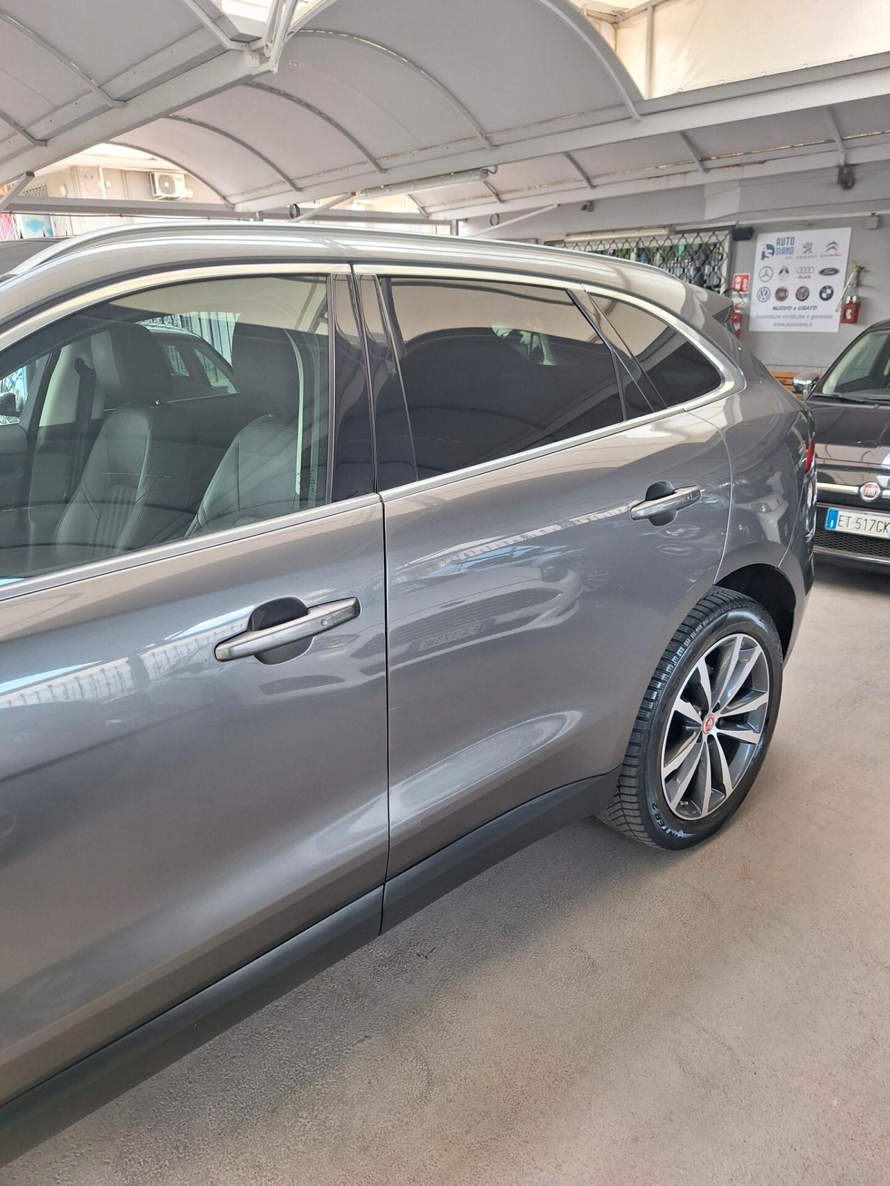 Jaguar F-Pace 2.0 D 240 CV AWD aut. Portfolio Tetto Panor Apribile