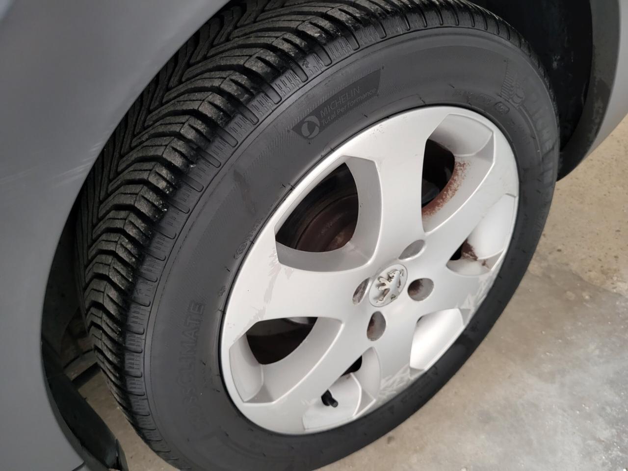 Peugeot 207 1.6 VTi 120CV SW Outdoor GPL