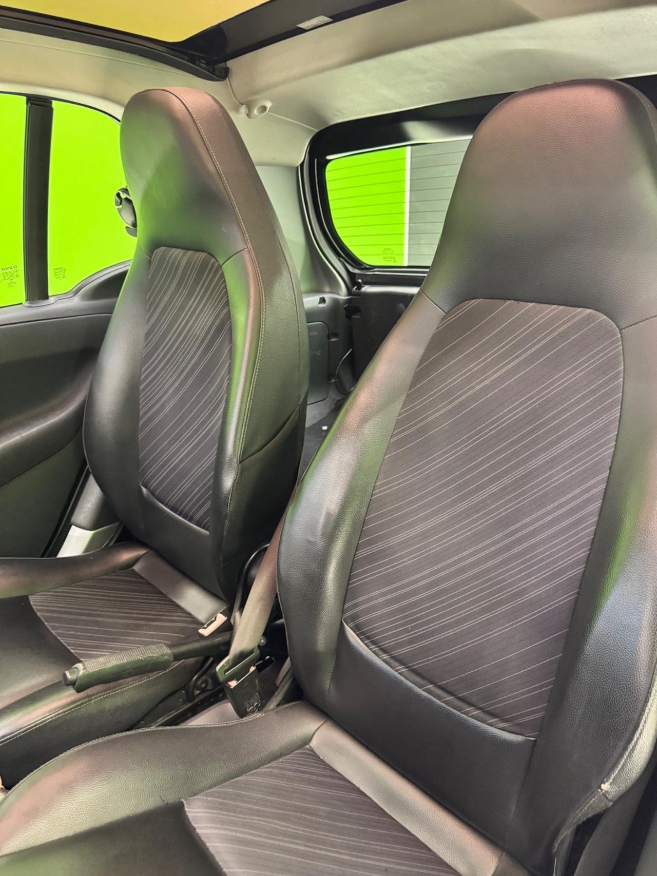 Smart ForTwo 52 kW MHD coupé White Tailor Made