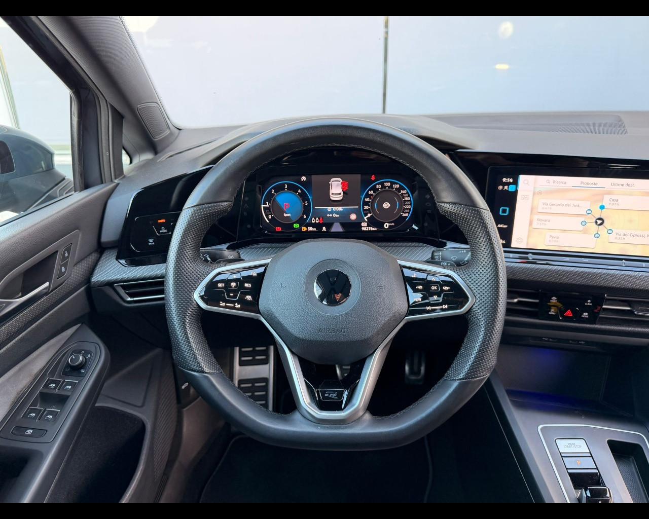 VOLKSWAGEN GOLF VIII 2.0 TDI R-LINE DSG