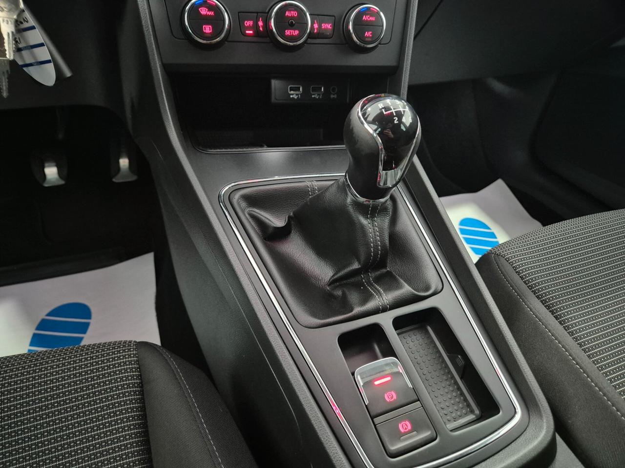 SEAT Leon 1.4 TGI 5p. Style GANCIO TRAINO