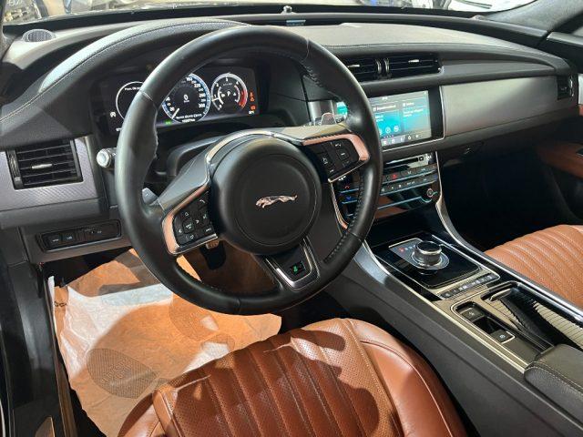 JAGUAR XF Sportbrake 2.0D 180CV aut. R-Sport Navi/Pelle tota
