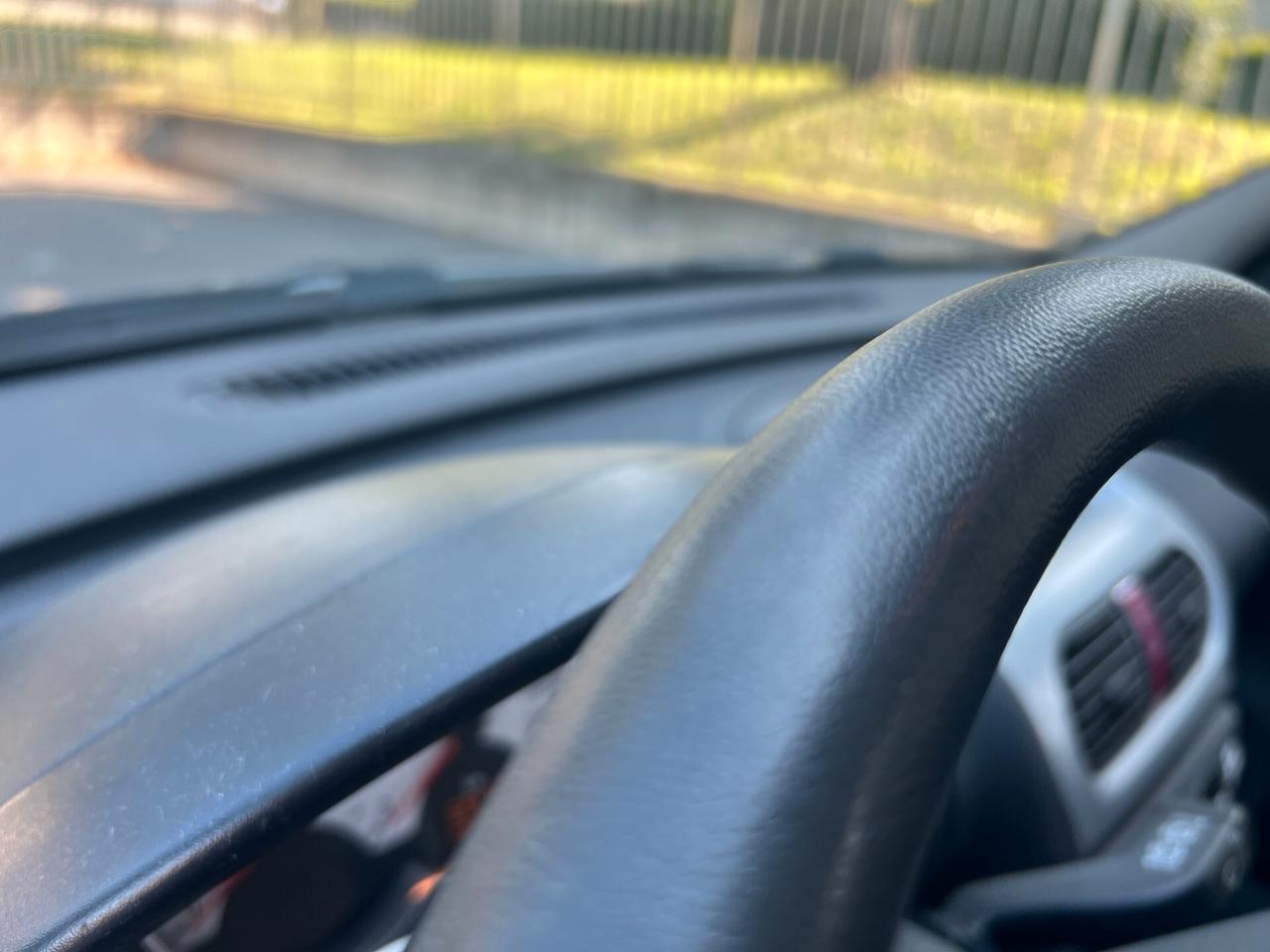 Opel Corsa 1.0i 12V cat 5 porte adatta a neopatentati