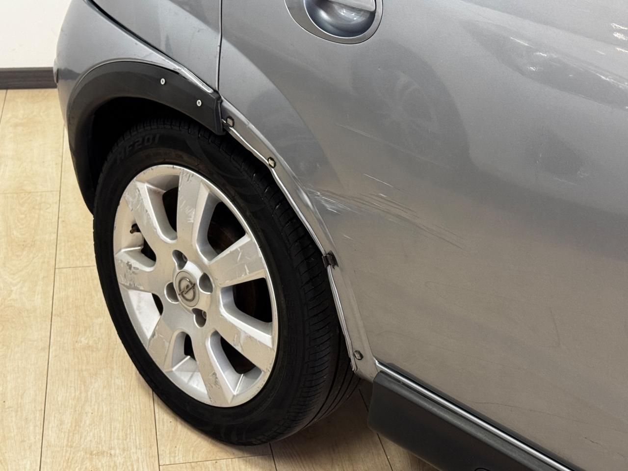 Opel Corsa 1.0i 12V cat 5 porte Silverline